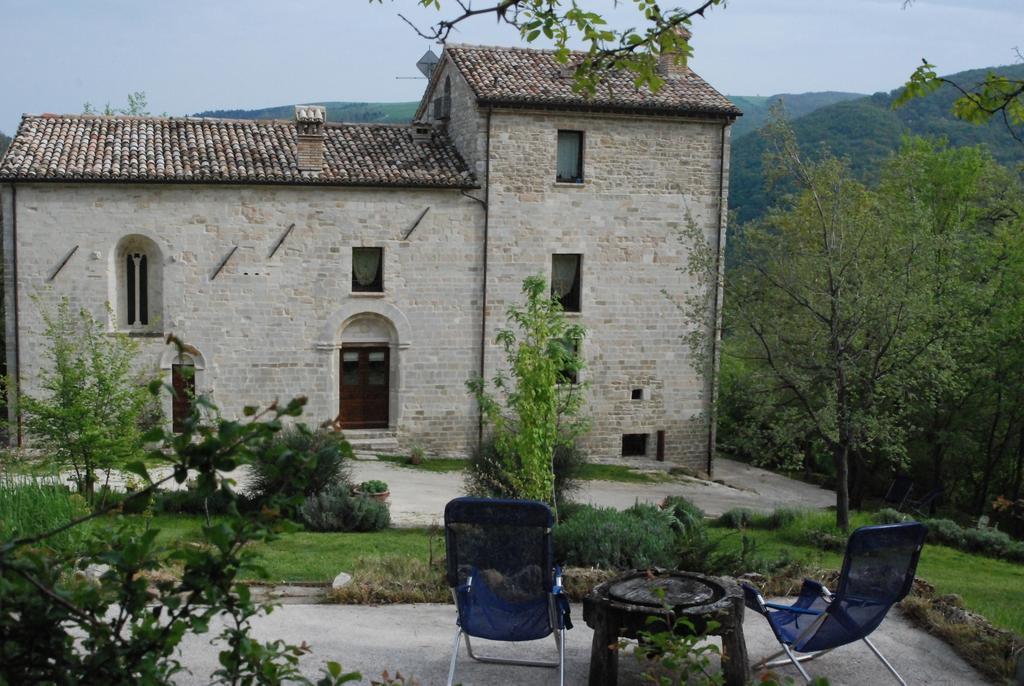 B&B San Paterniano Чинголи Екстериор снимка