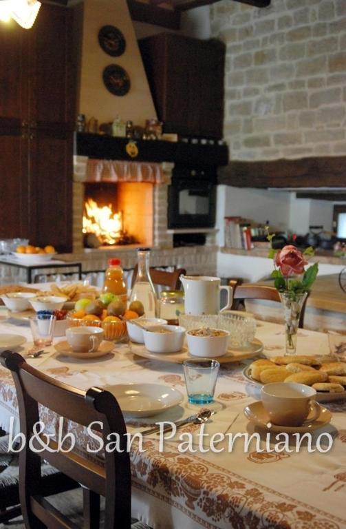 B&B San Paterniano Чинголи Екстериор снимка