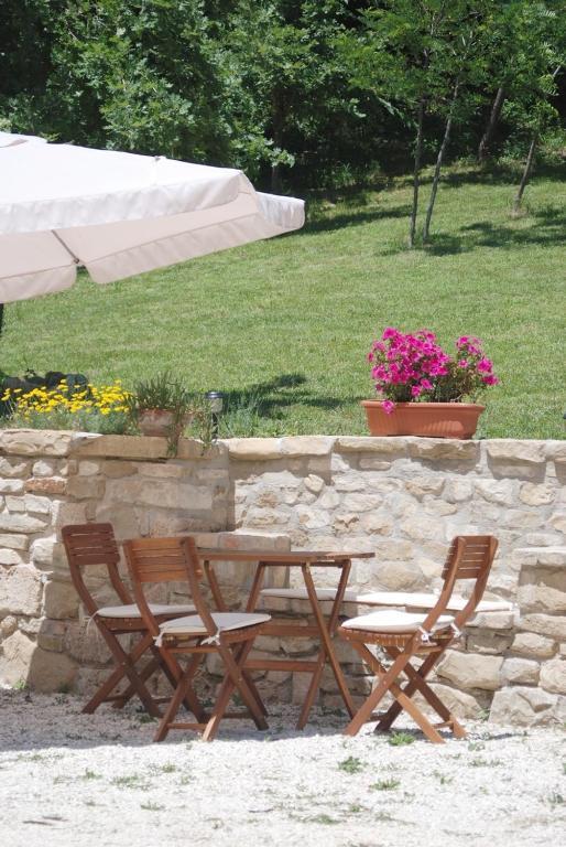 B&B San Paterniano Чинголи Екстериор снимка